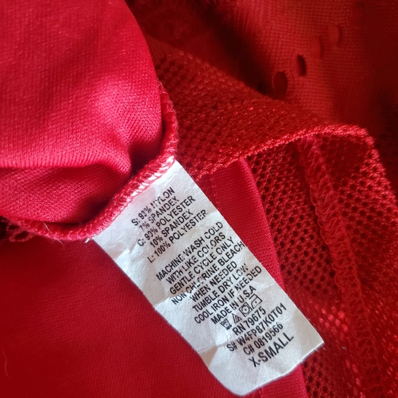 GUESS / Red long sleeve top with cutouts / Size XS - Picture 4 of 4